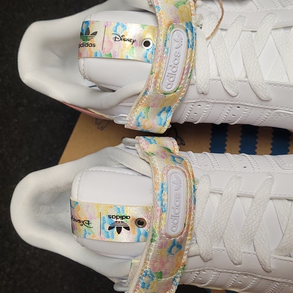 Adidas Disney Forum Low - Picture 7 of 12